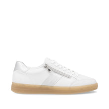 Remonte D2C02-80 Rock White And Silver Leather Trainers