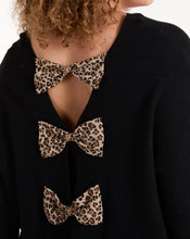 Animal Print Triple Bow Back V-Neck Fine Knit Jumper (2 Colours)