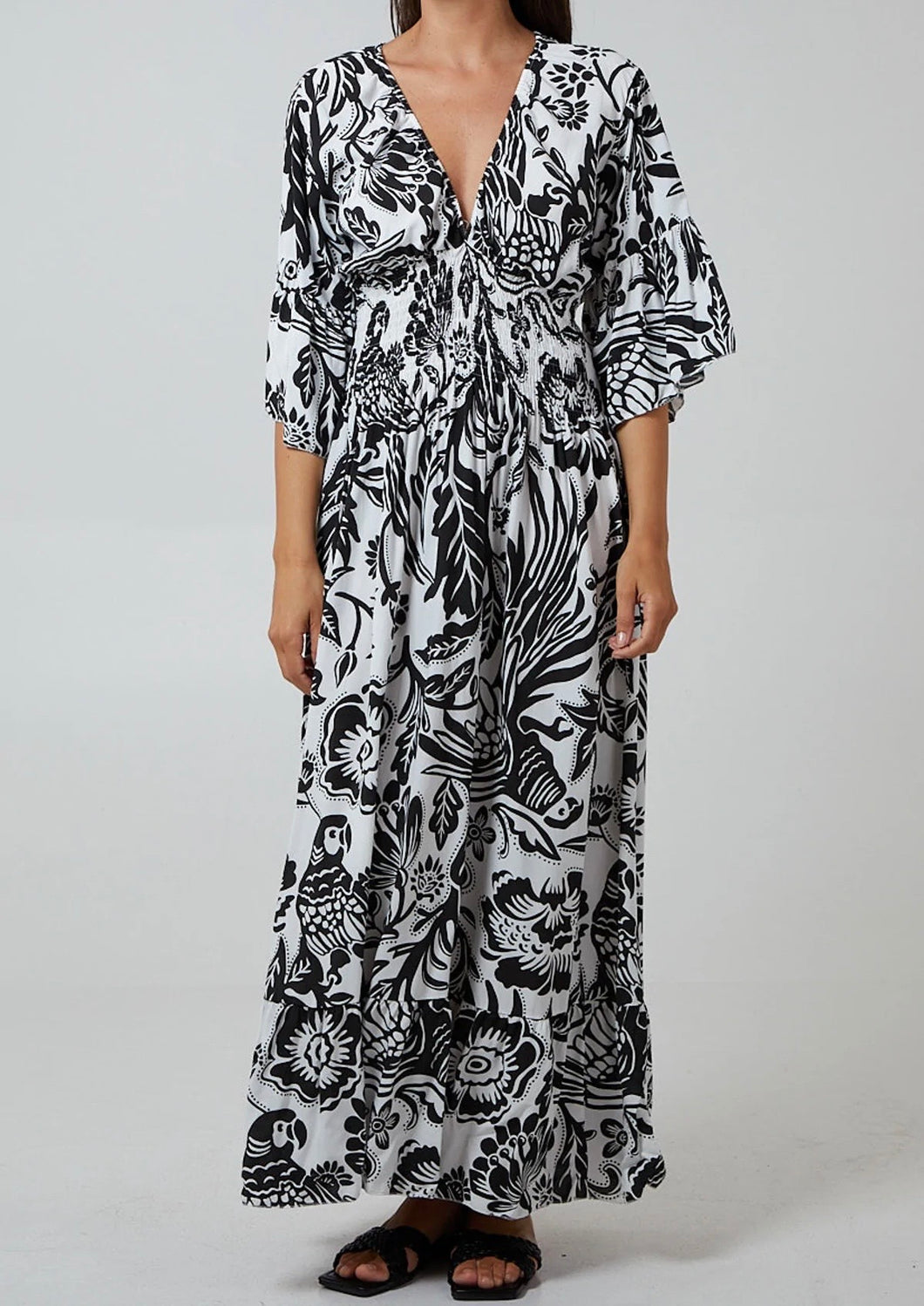 Black Floral Shirred Waist V Neck Midaxi Dress – Missy Online