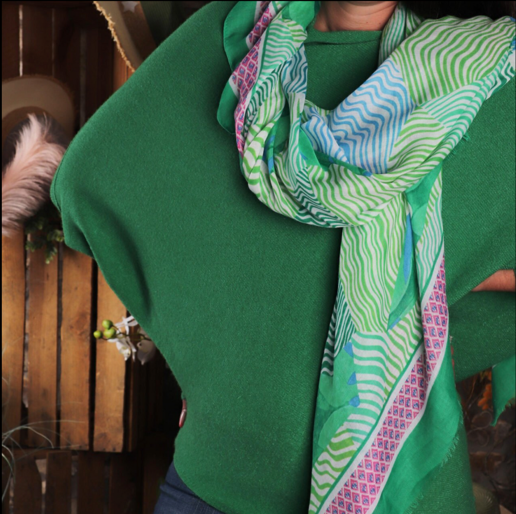 Zelly Abstract Green Stripe Effect Scarf