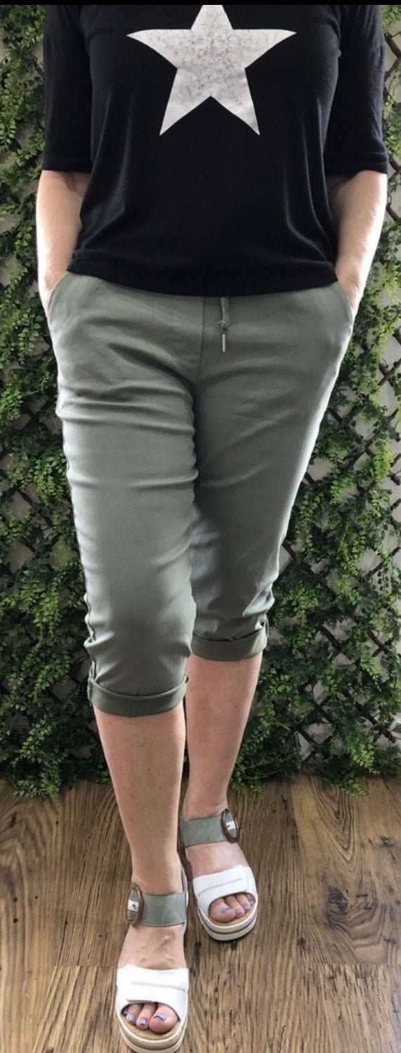 Plain Capri Trouser